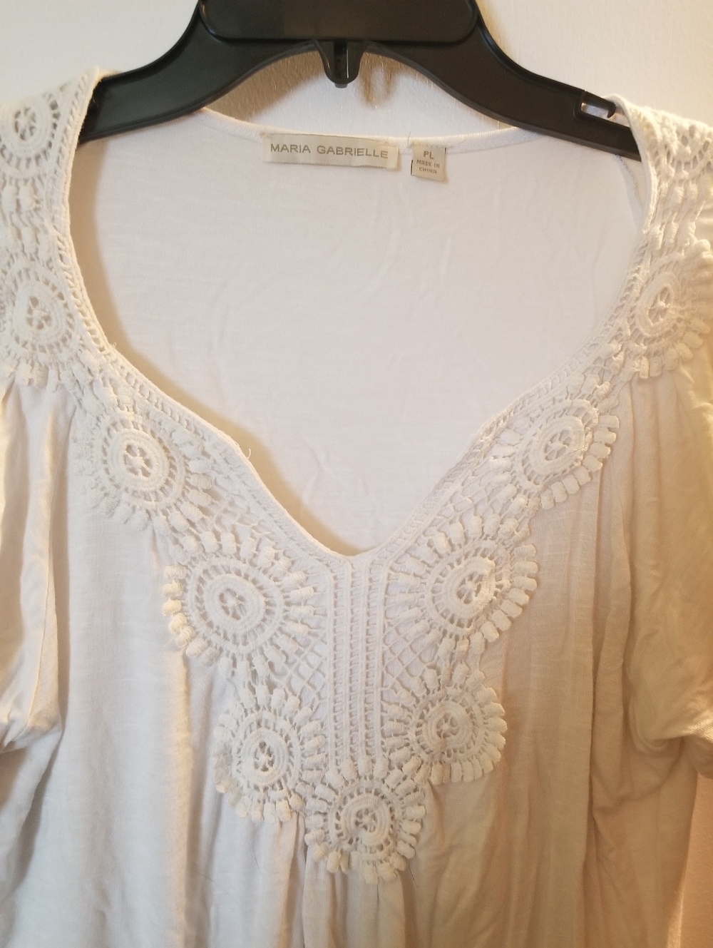 Maria Gabrielle White Floral Applica Blouse - Picture 2 of 6